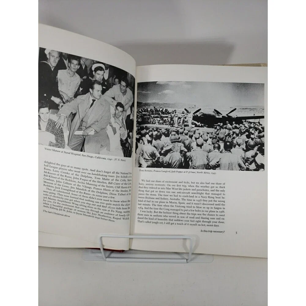 The Last Christmas Show by Bob Hope Hardcover 1974 Dust Jacket VTG Collectible